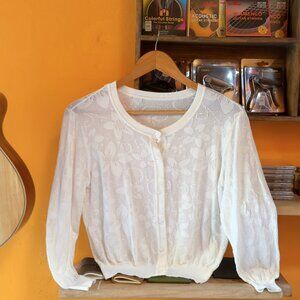Delicate White Floral Knit Cardigan Feminine